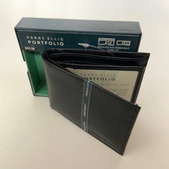 Perry Ellis Portfolio Passcase Removable ID Wallet - Picture 3 of 8